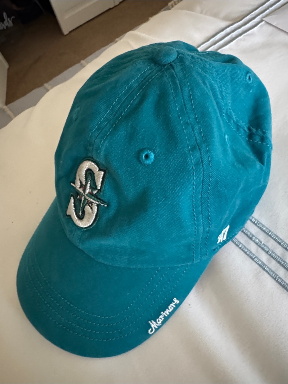'Mariners Women’s Teal Curved-Brim Baseball Cap with Embroidered Logos